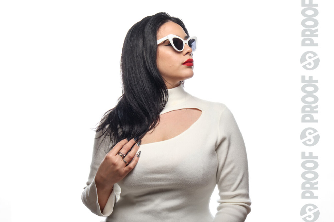 Modelling Portfolio - Stand Out Shots